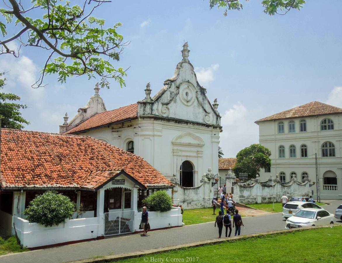 Hotel Aradhana Galle Ngoại thất bức ảnh